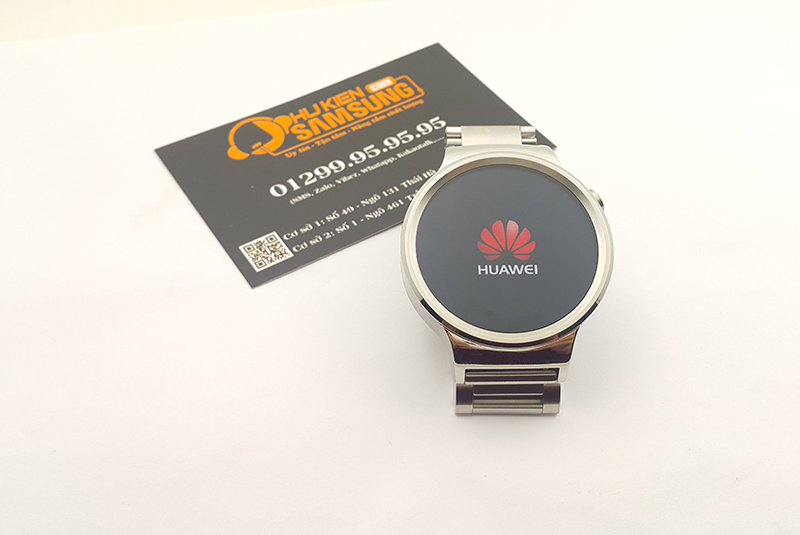 Đồng hồ thông minh Huawei phiên bản dây sắt
